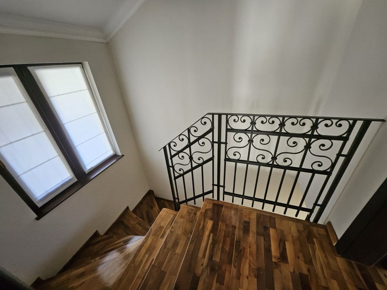 Продава се Къща в с. Кошарица, Област Бургас - 124 кв.м за 1492 €/кв.м - Снимка #11
