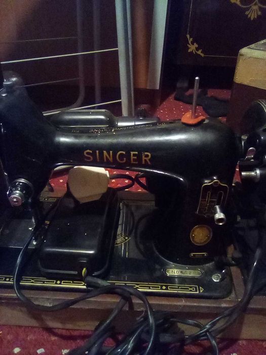 Masina de cusut Singer Electrica