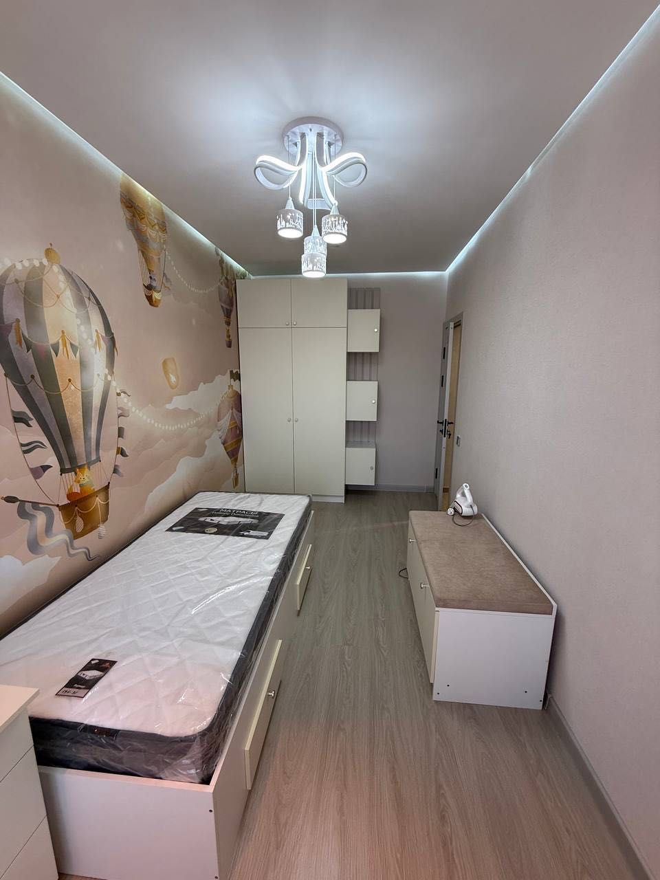 Golden House Продается 3 комнатная квартира ремонт ул.Махтумкули