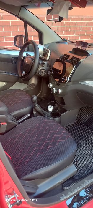 Продаётся автомобиль спарк