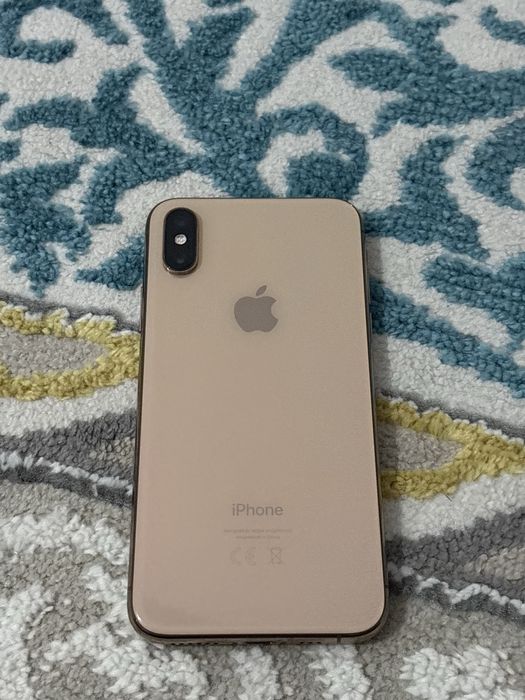 iPhone  se  Gold