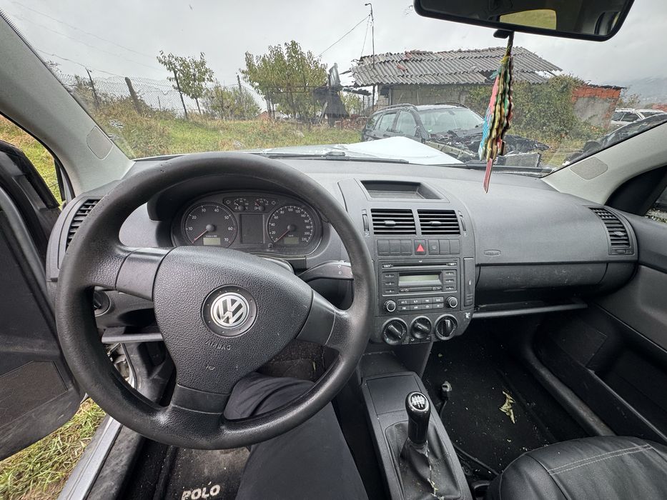 VW Polo 9N 1.4 86 коня на части