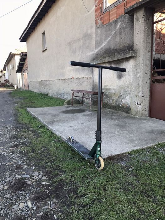 Продавам тротинетка за трикове