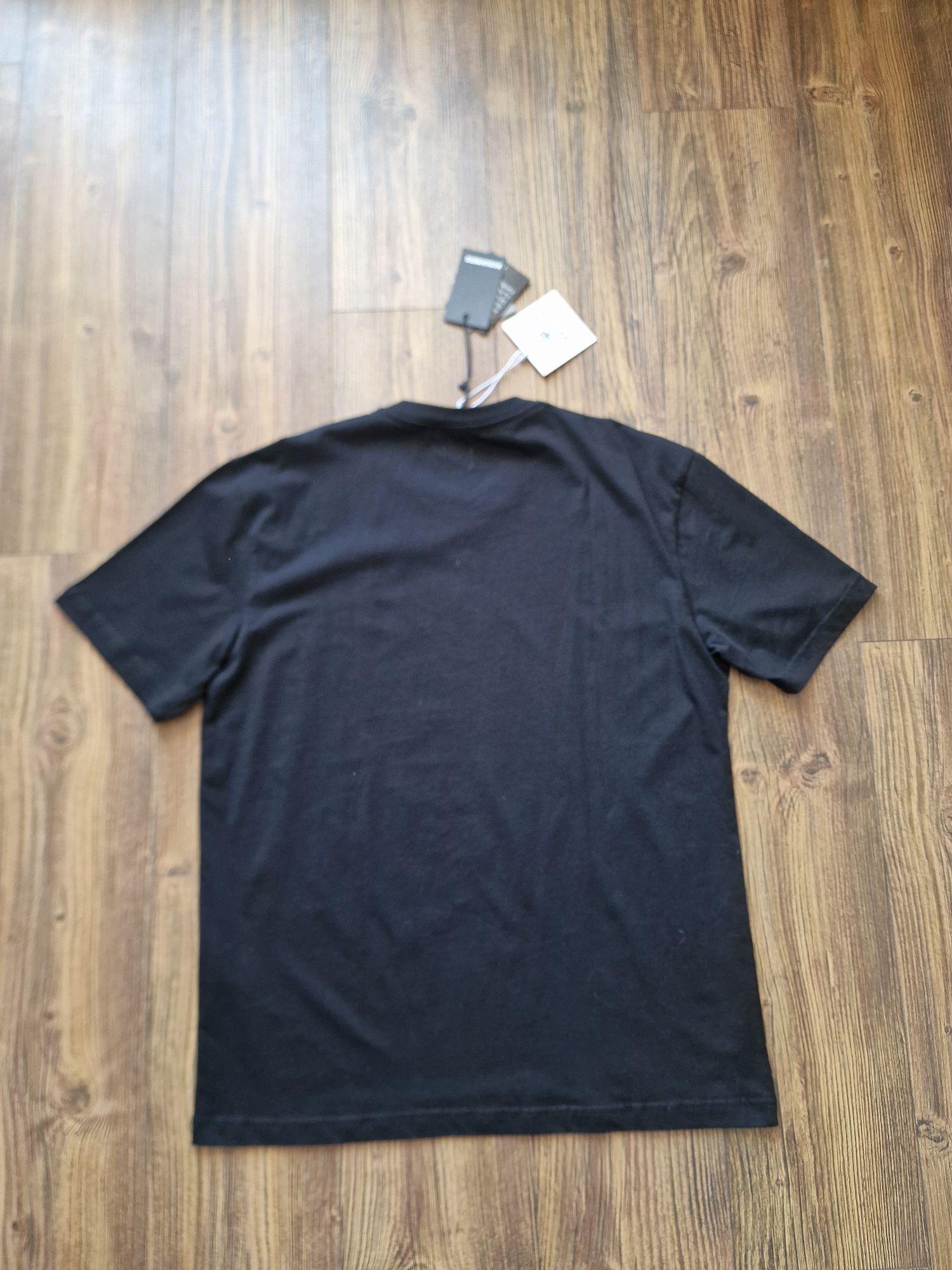 Страхотна мъжка тениска DSQUARED2 размер  L/ XL 2XL