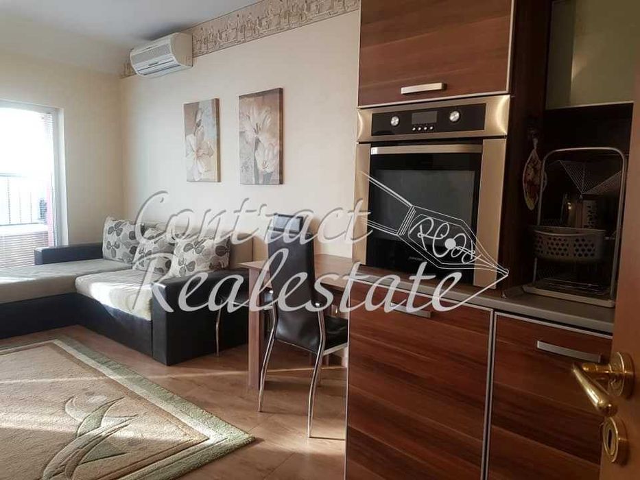 Дава се под наем Двустаен апартамент в Варна, Център - 70 кв.м за 510 € - Снимка #1