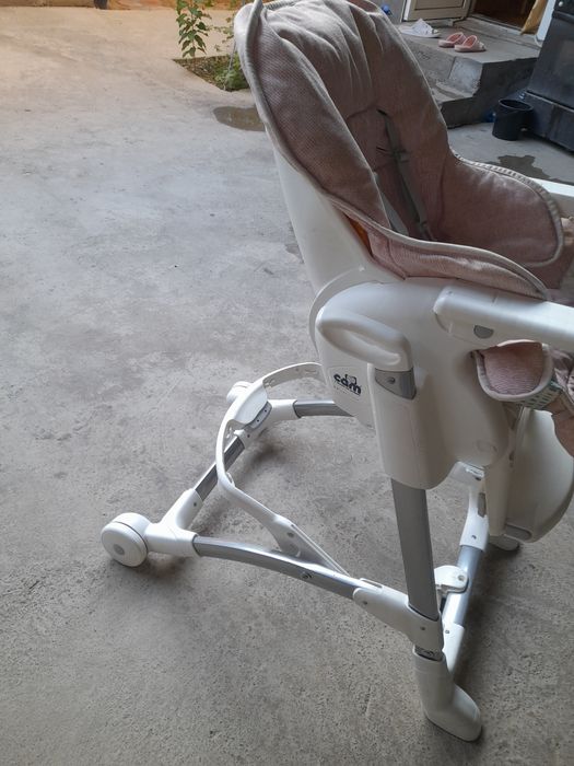 Продаются детские стульчик  в  нормальной состоянии.