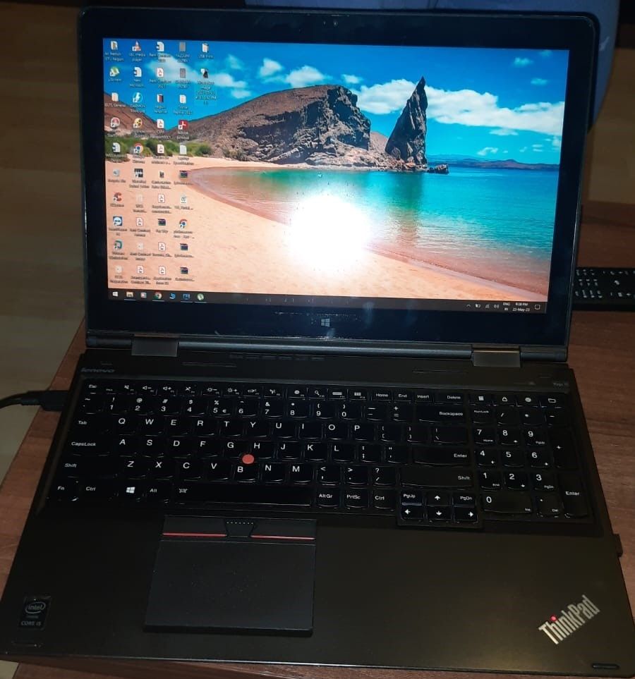 Lenovo Thinkpad Yoga 15, Intel- i5 Touch, 240 GB SSD +500 GB, 8 GB RAM