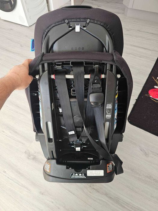 Столче за кола,от бебе до голямо детенце .