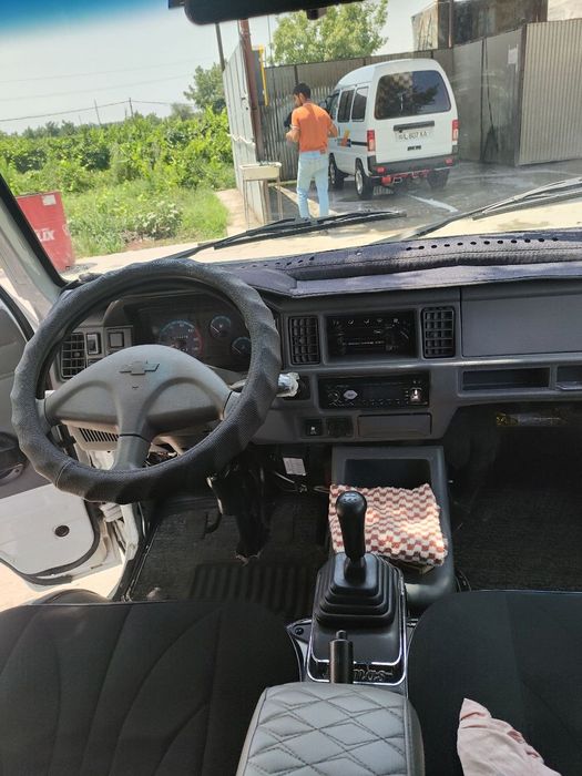 Chevrolet Damas 7500