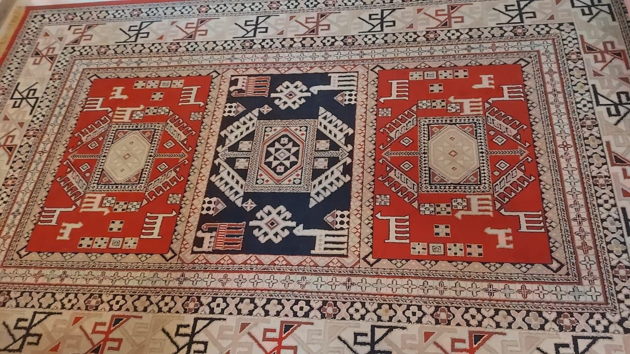 Продам ковёр 3×2