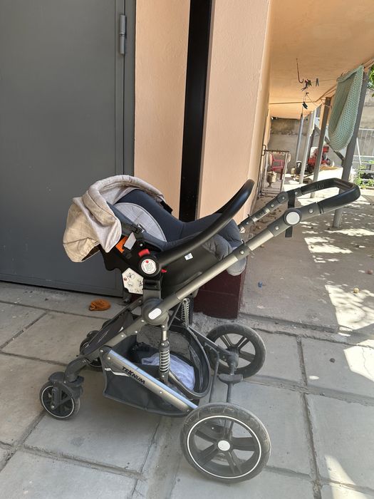 Срочно продается Коляска Teknum 2в1