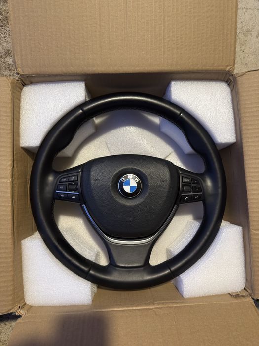 Оригинален волан от BMW F10
