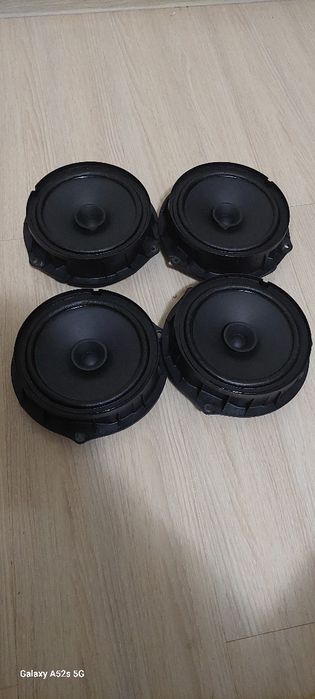 Boxe auto ..Originale