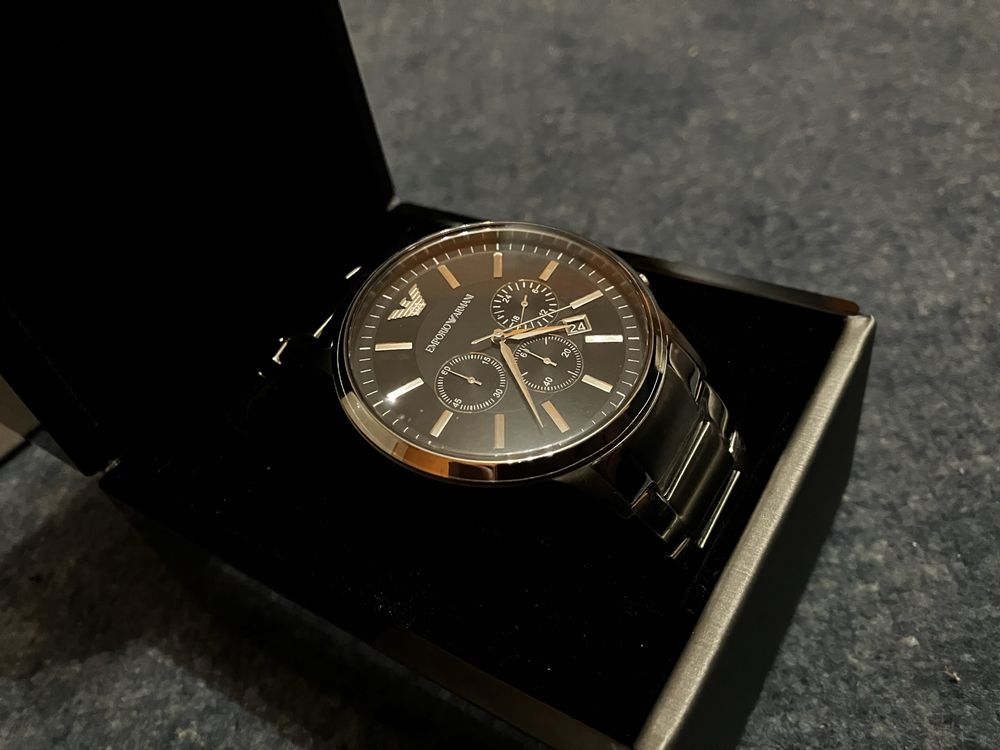 Часовник “EMPORIO ARMANI AR2460”