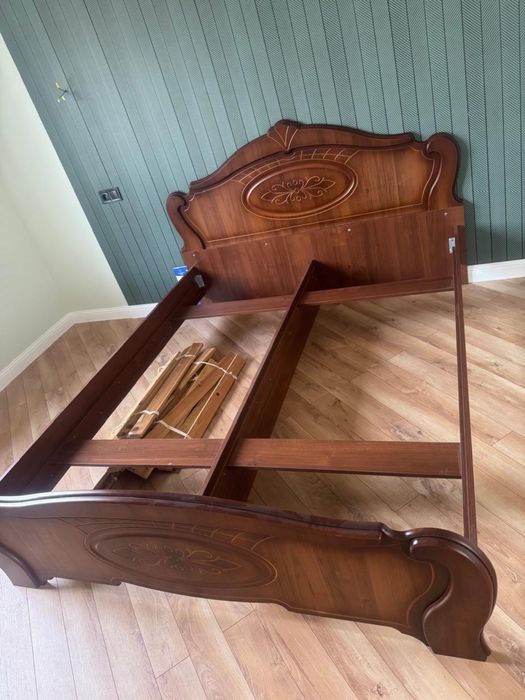 Кроват деревянный продается