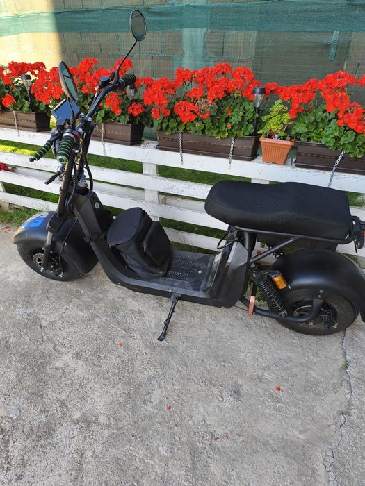 Vănd scuter electric