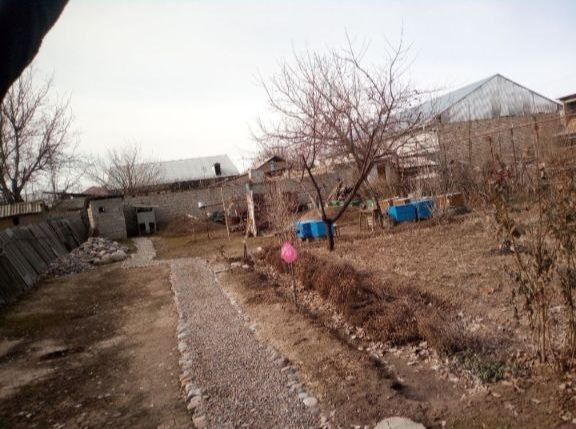 Продается участок в Азадбаше 12 соток