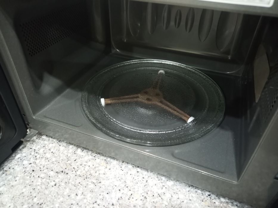 Микроволновка LG.