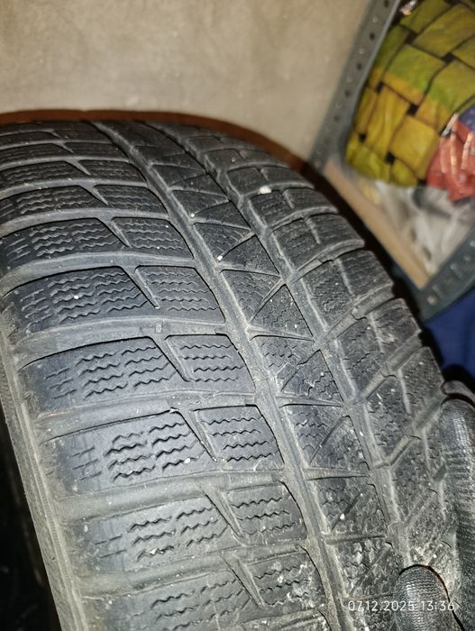 Зимни гуми Sumitomo с джанти bmw, 225/45/17, dot 20 г.