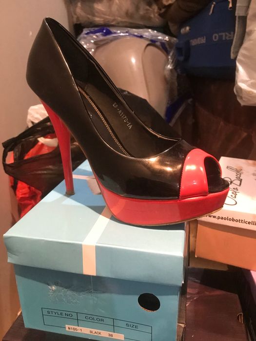 Обувки- 7 чифта елегатни