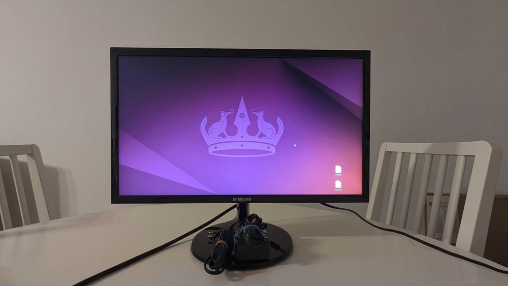 Monitor LED TN Samsung S22F350FHU, FULL HD, negru, 60 Hz, 23.5"