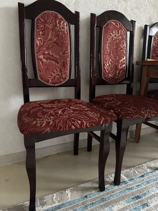 Стол, стулья,в отличном состоянии