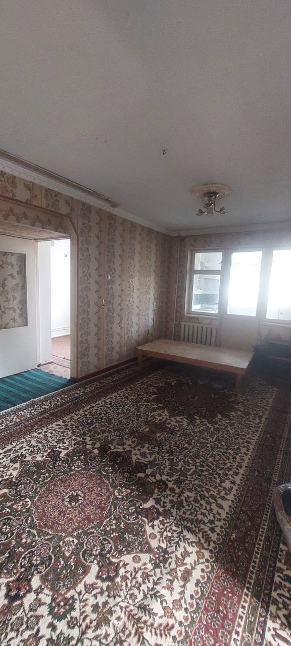 Srochna kavartira ijaraga beriladi sentrga yaqin joyda  Sanat saroyini