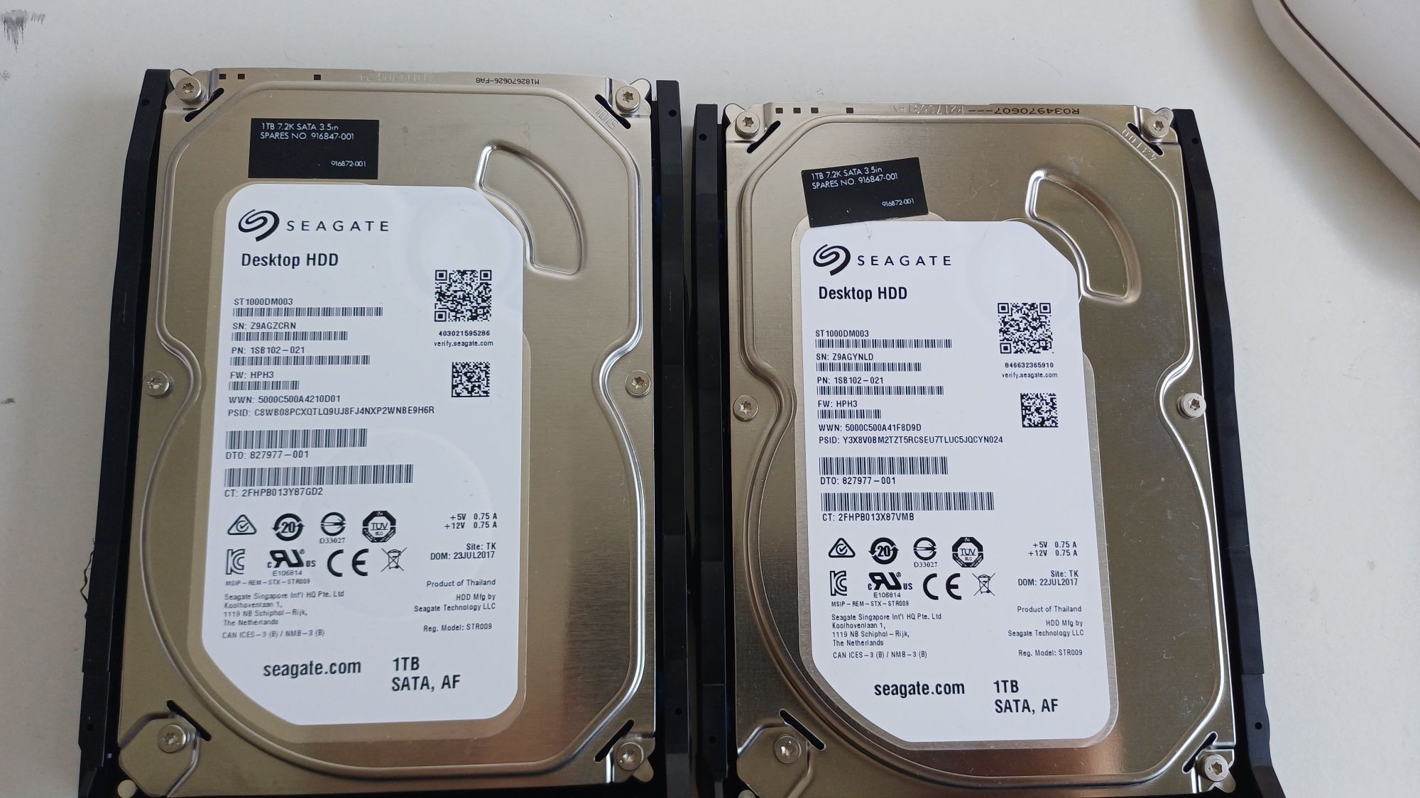 Vând NAS Qnap TS-233