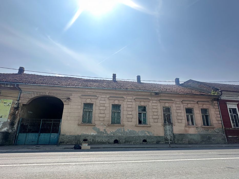 Teren Hațeg central (str Horia)