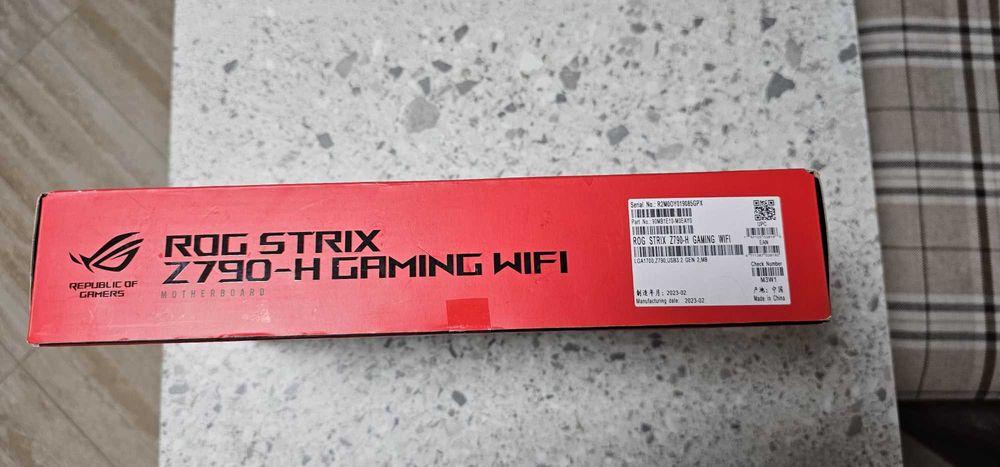 Placa de baza Asus Rog STRIX Z790-H gaming wifi