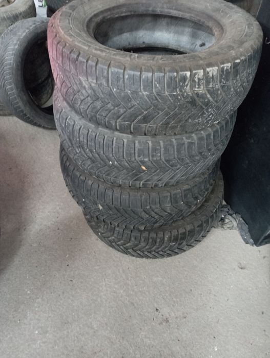 Anvelope 235/65/16 C M+S