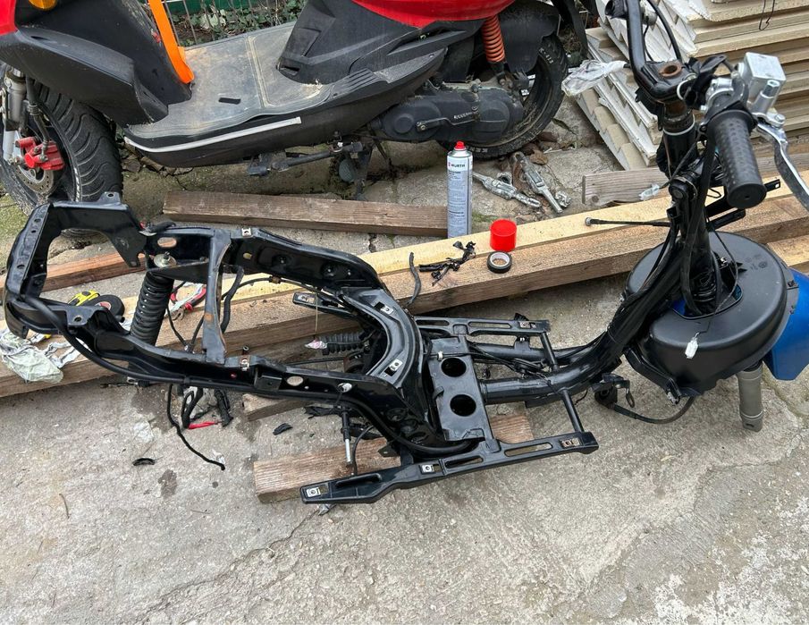 Scuter Piaggio Fly 50 4t cu toate Actele
