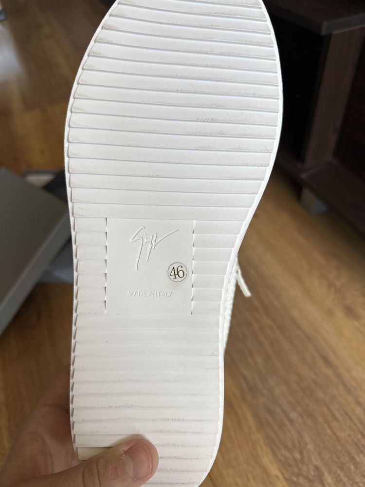 Guiseppe Zanotti Frankie Low Бели