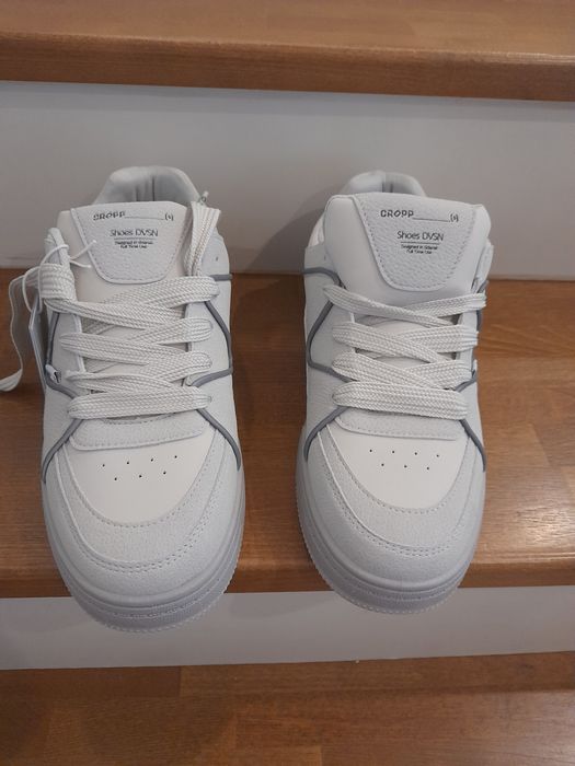 Adidași Cropp ,noi.