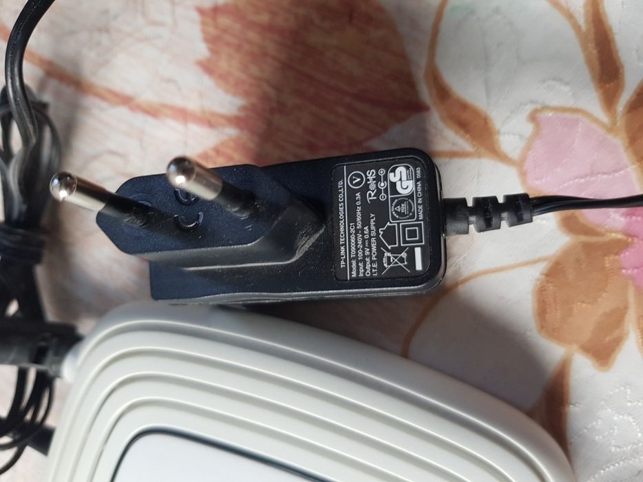 Router TP-LINK TL-VR841N