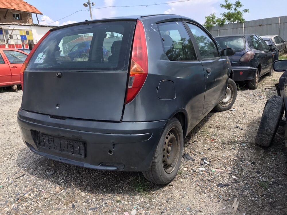 Fiat Punto 1.2 2002 На Части