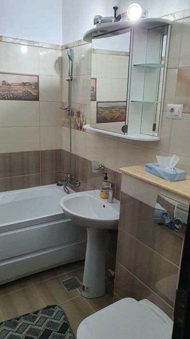 Inchiriez ap 2 camere ultracentral