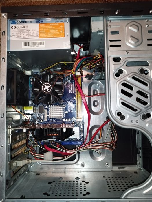 CPU E 7400, DDR2 2Gb, GeForce GT240, Hdd 160Gb
