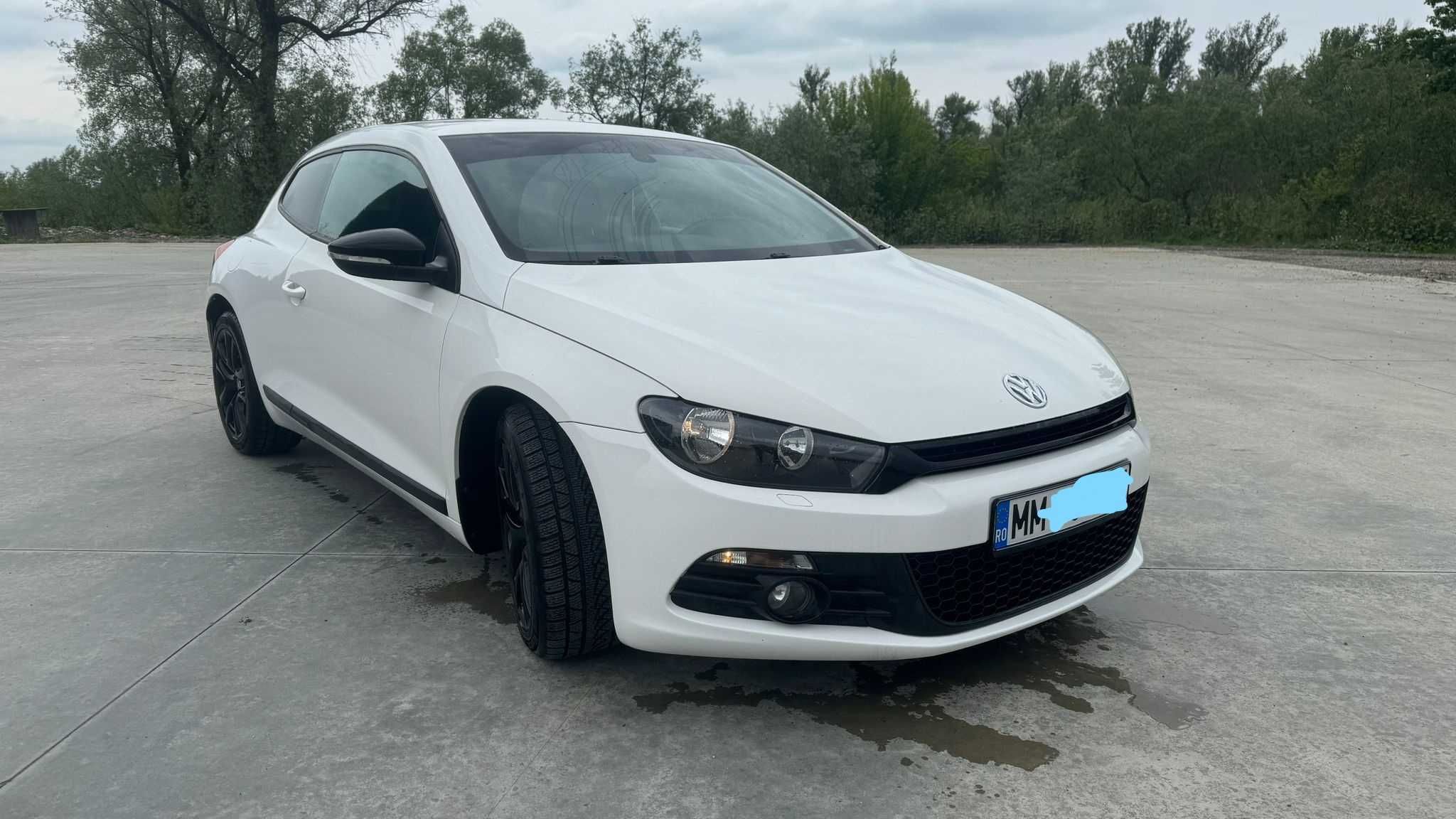 VW SCIROCCO alb -stare impecabila