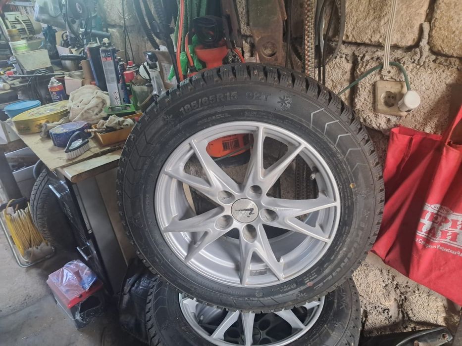 Титанки с зимними шинами