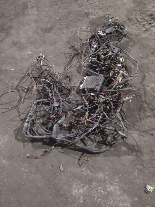 Продам косу ауди 80