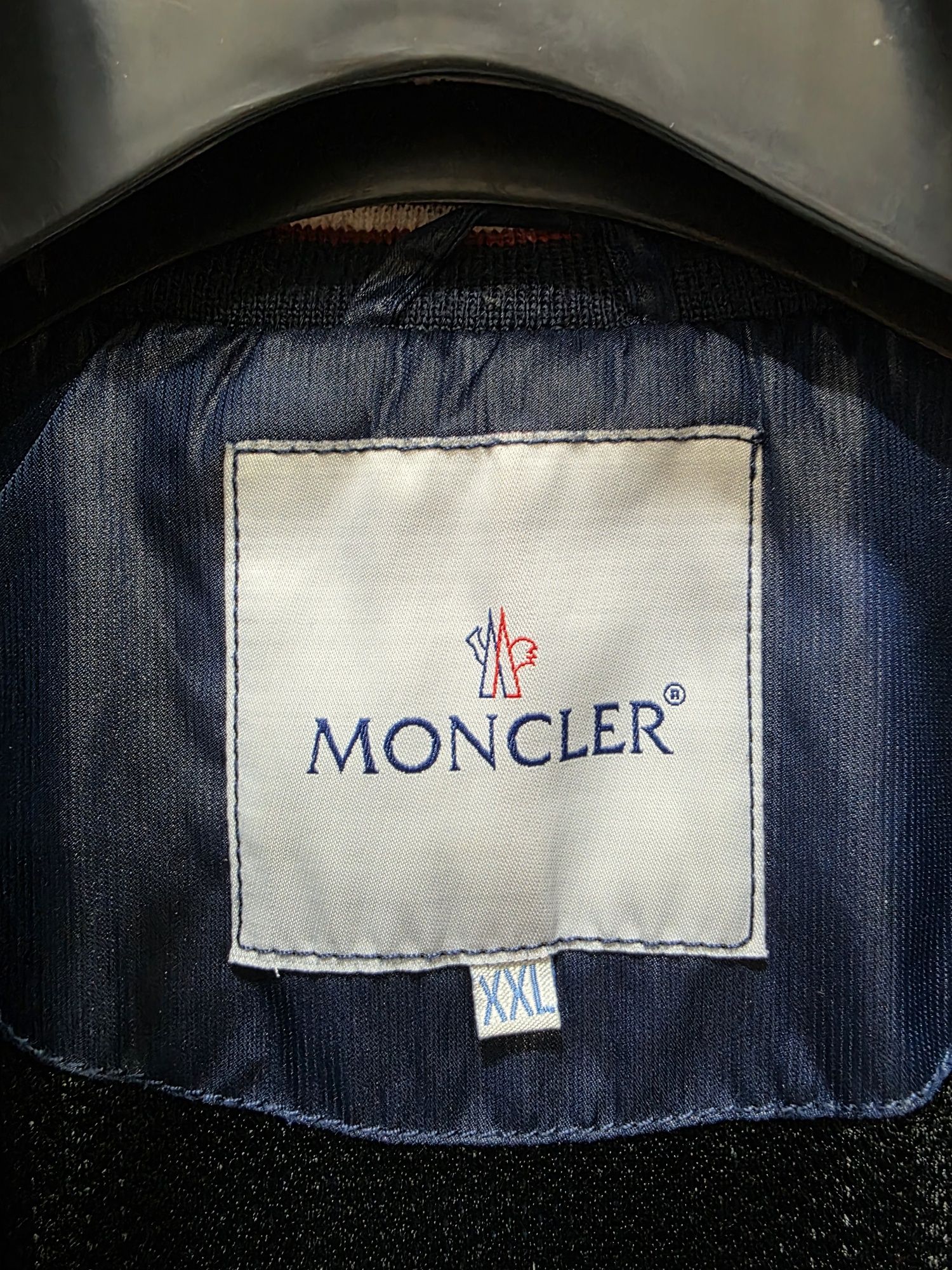 Оригинальная ветровка Moncler
