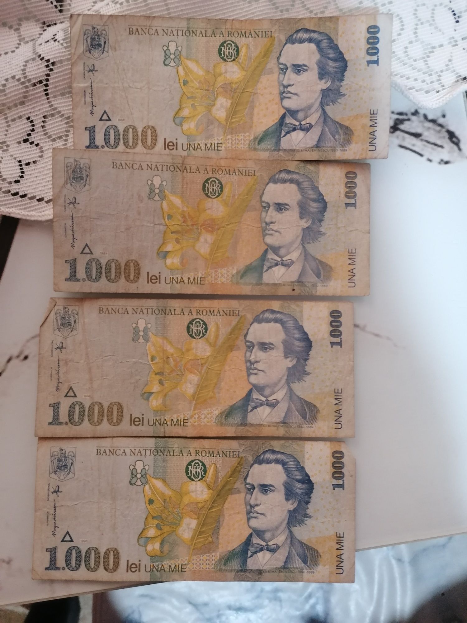 Baknote de vînzare la preti 300 EURO