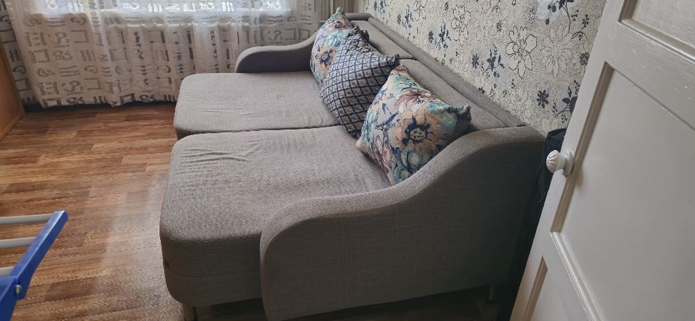 Диван кровать продам