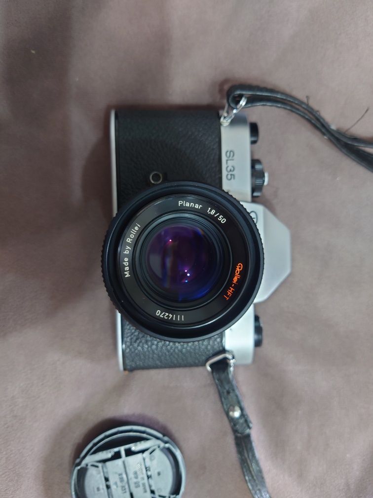 Rolleiflex SL 35 cu obiectiv  Planar 50mm