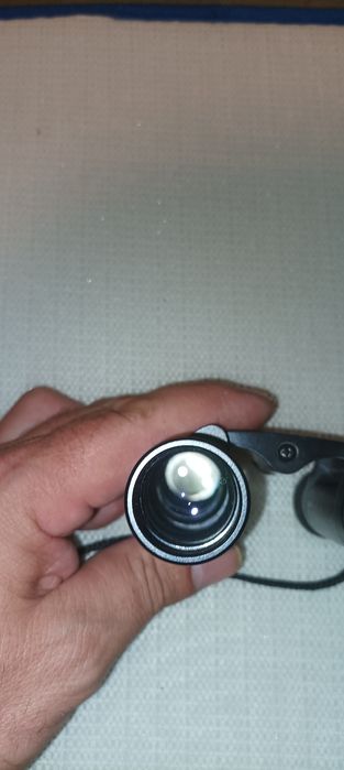 Продавам Leica trinovid 10/25 BC