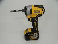 Dewalt DCF 809 + 4.0 Ah + Подарък - Импакт драйвер 190 НМ