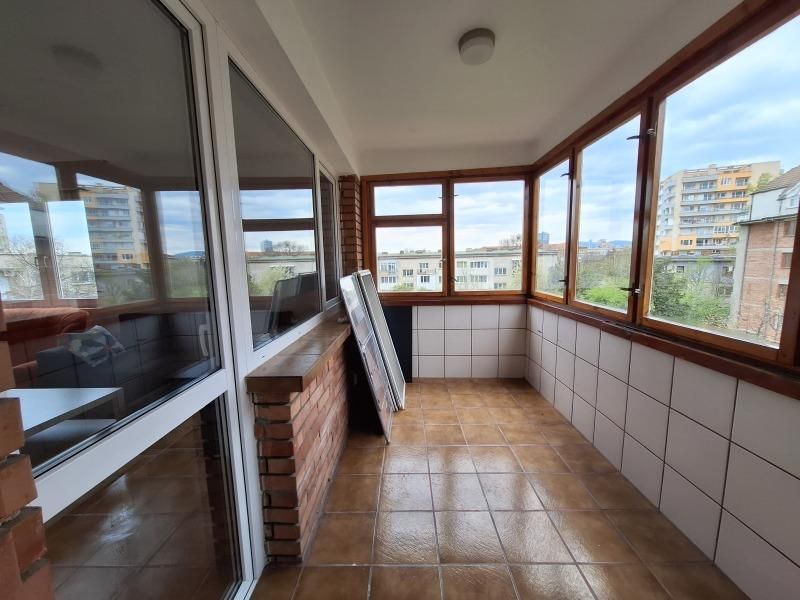 Дава се под наем Тристаен апартамент в София, Гео Милев - 120 кв.м за 749 € - Снимка #11