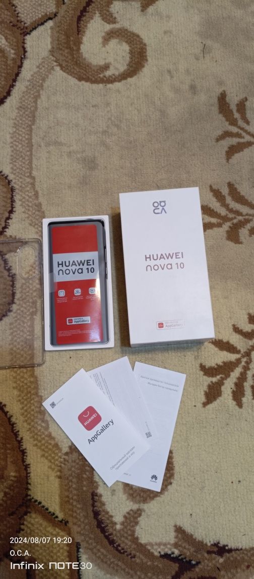 Продам смартфон Huawei Nova 10