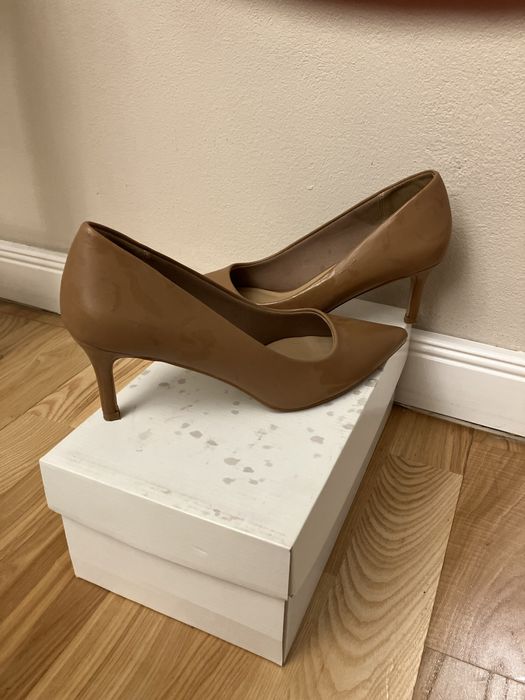 Pantofi, ghete de dama, marimea 39. Lista